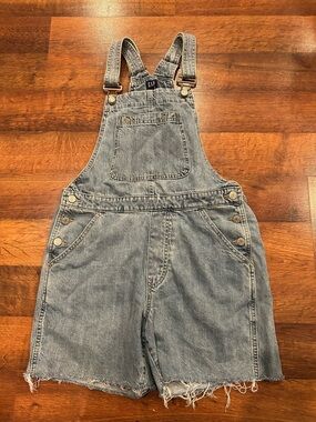 Gap Jean Bib Overall Shorts Women’s Size Small Frayed Hem 100% Cotton Denim